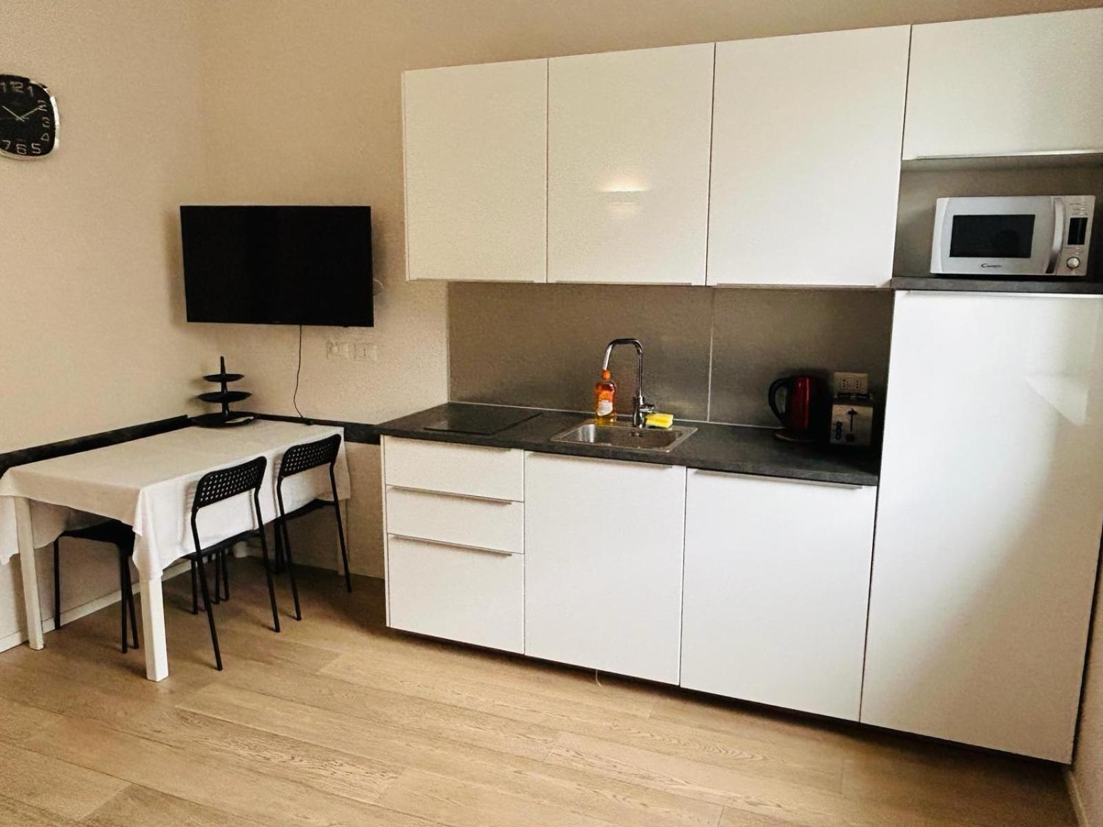 Easy Room Italy Milão Exterior foto