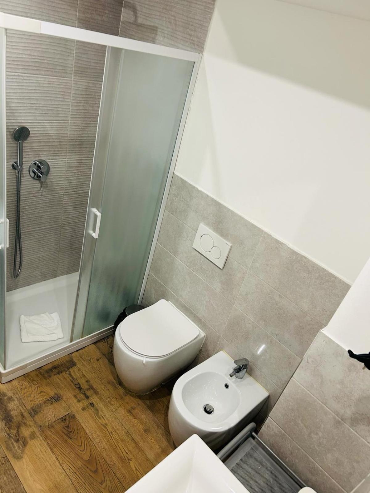 Easy Room Italy Milão Exterior foto