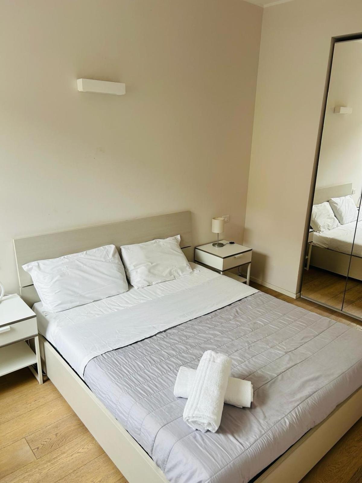 Easy Room Italy Milão Exterior foto