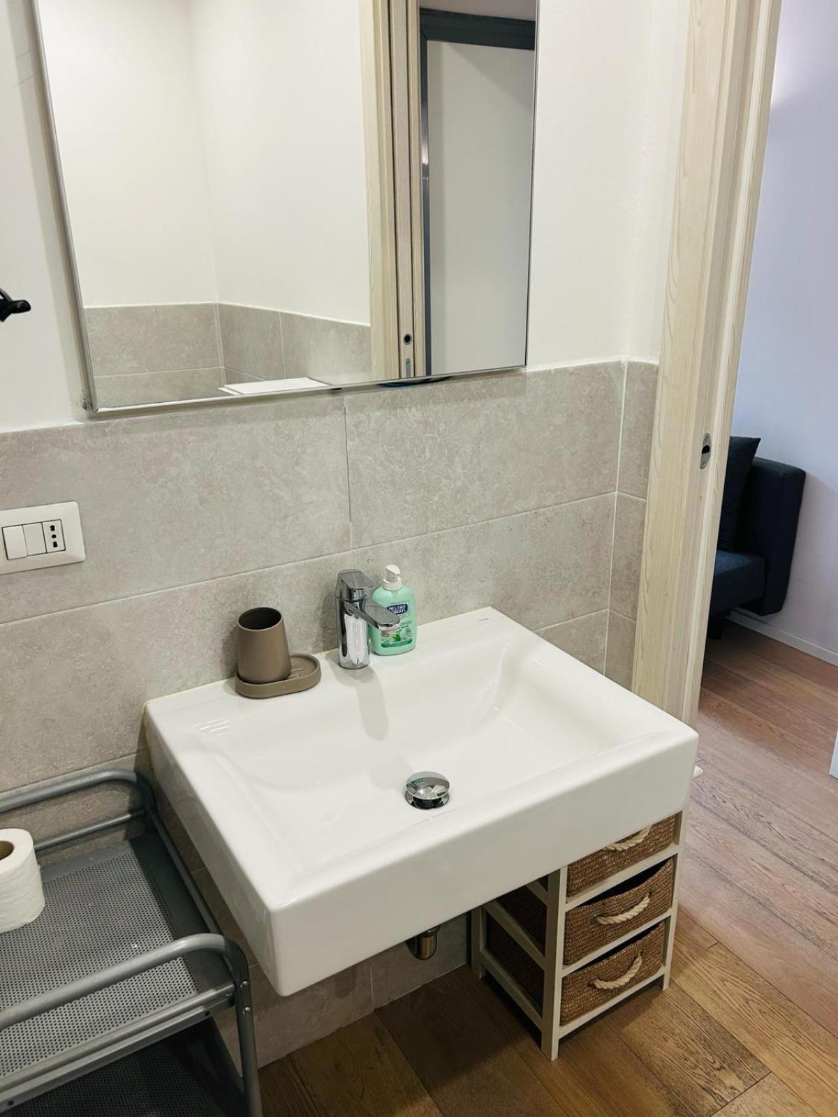 Easy Room Italy Milão Exterior foto